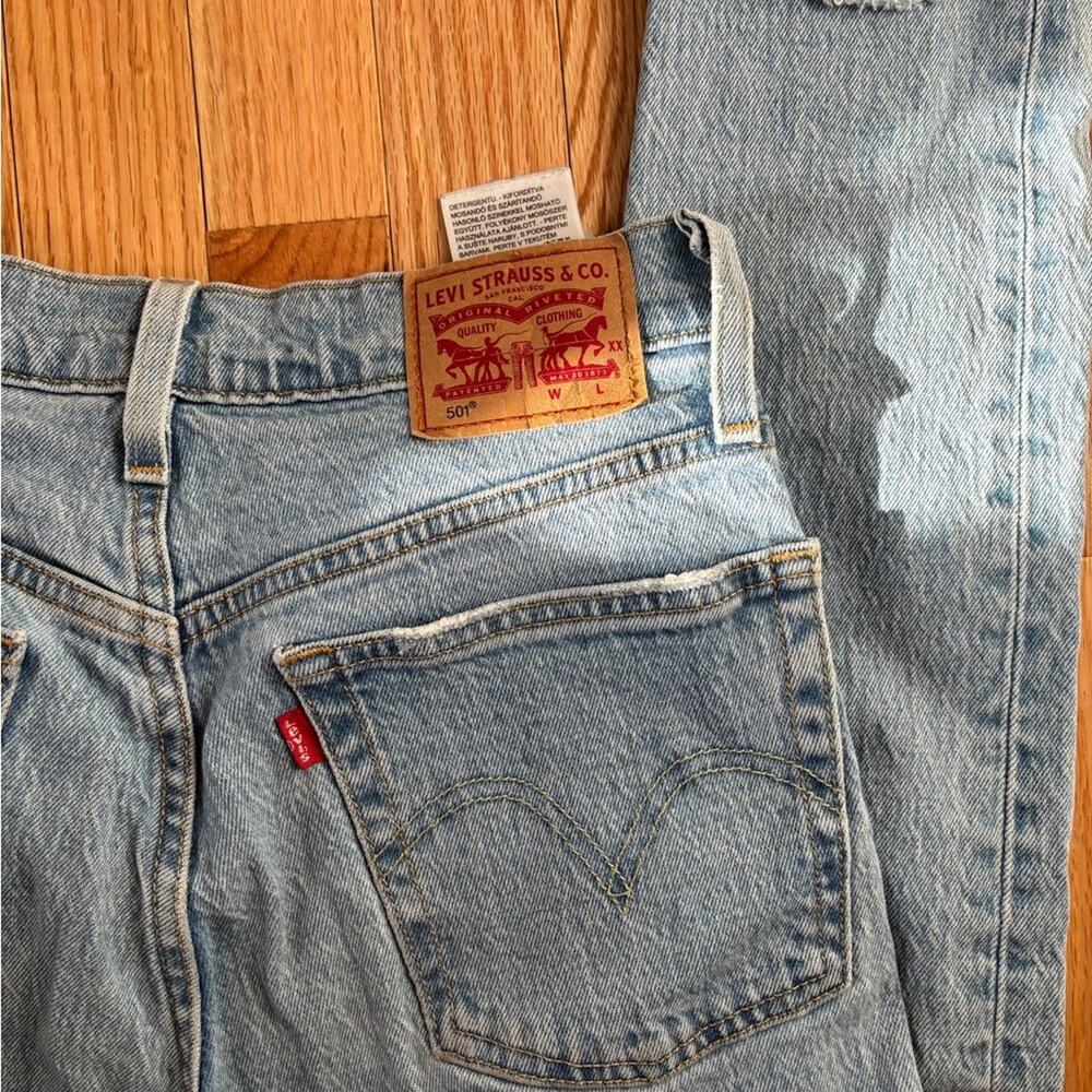 Women's Light Blue Straight Leg Jeans - Picture 10 of 11